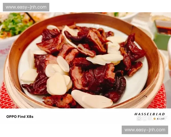 舌尖上的史诗:陕西美食遇上包头风味,一场味蕾的南北大碰撞